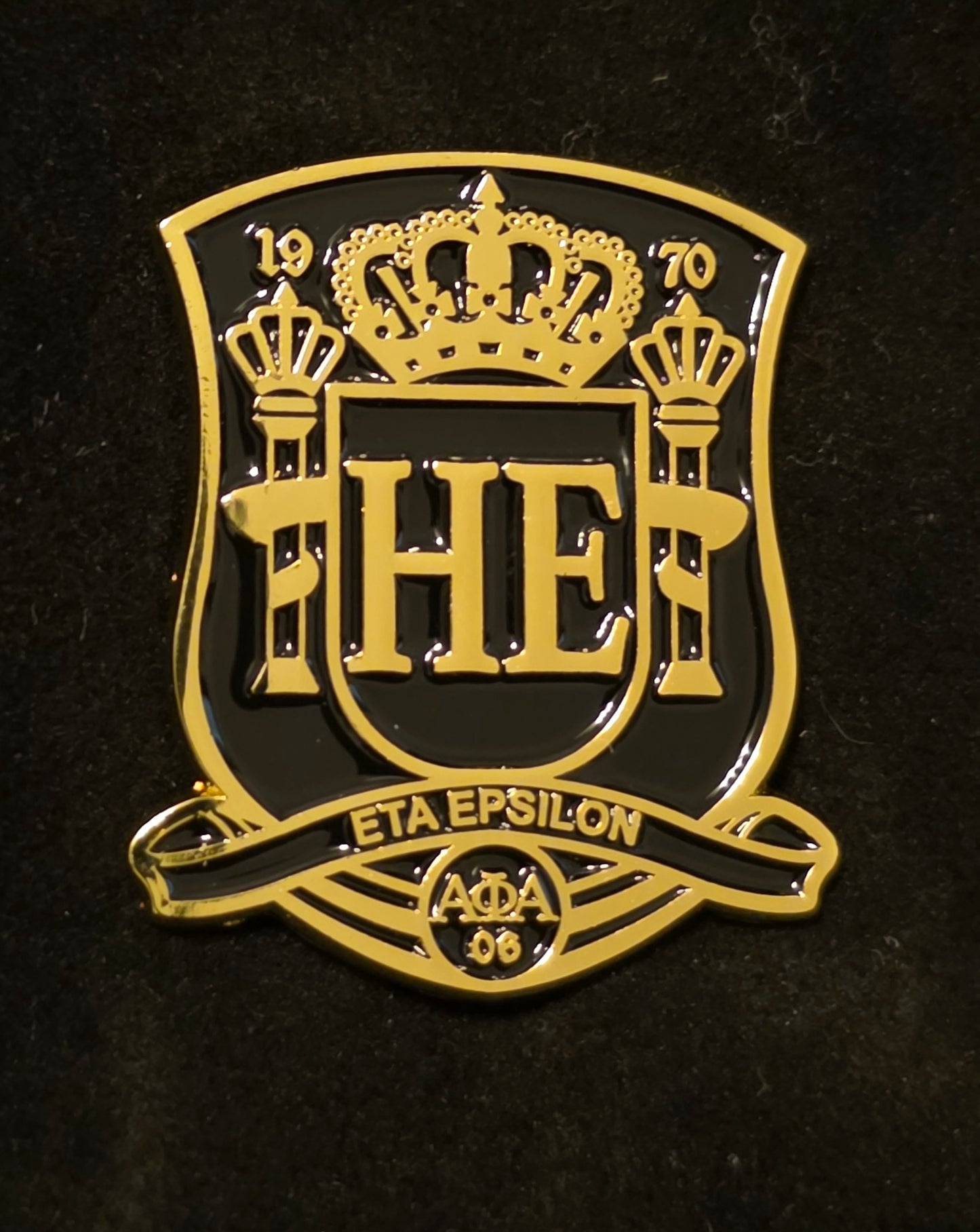 HE Crest Enamel Pin